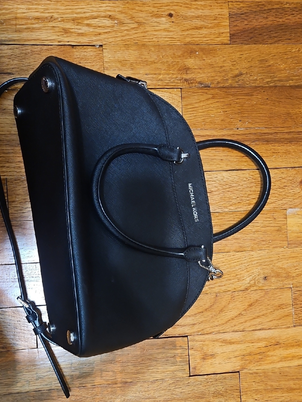 Michael Kors Black Saffiano Leather Purse EUC